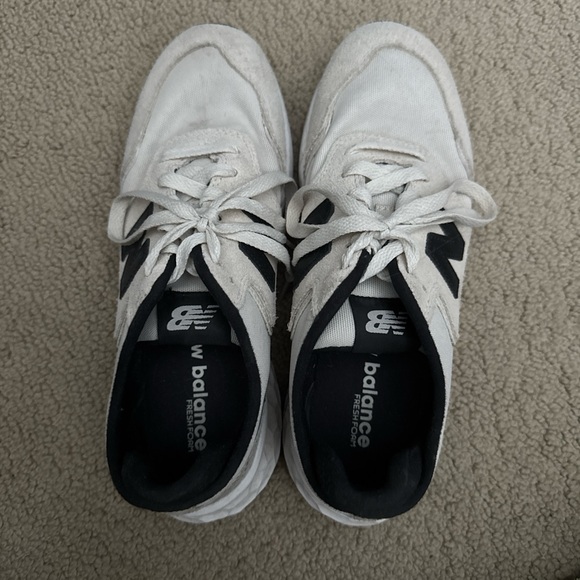 New Balance x-70 White and Black Sneakers - Picture 2 of 3